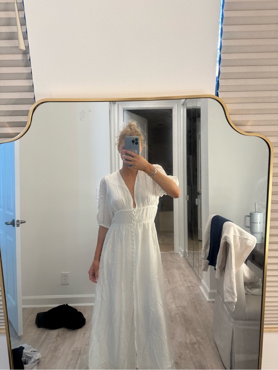 thecommense Dresses & Skirts - White V-Neck Maxi Dress with Short Puff Sleeves
